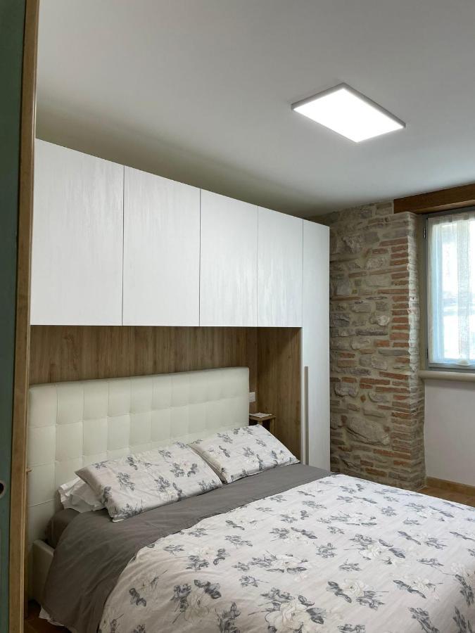 Casa La Rosa Apartment กุบบีโอ ภายนอก รูปภาพ